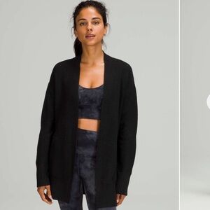 Lululemon Cashlu Sweater Wrap Black size 8/10 fit